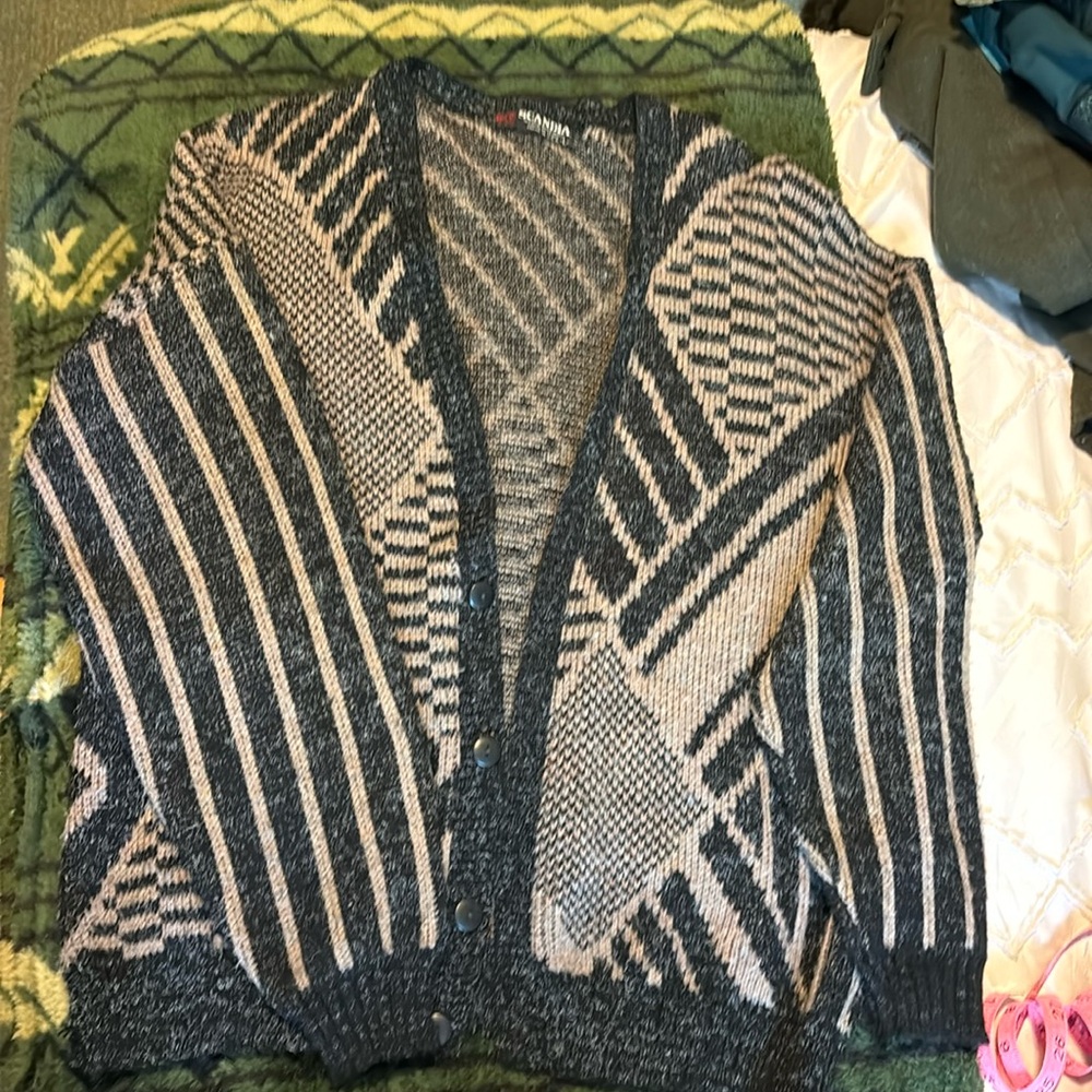 Scandia Cardigan